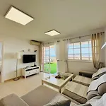 Paulmarie Family Panoramic 公寓